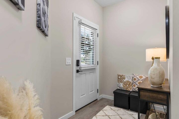 Property Photo:  210 Knight Avenue  AB T0M 0S0 