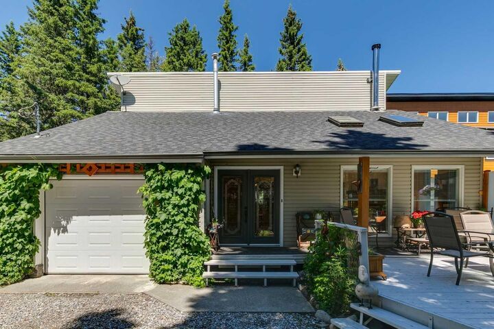 Property Photo: 43 Bracken Road AB T0L 0K0