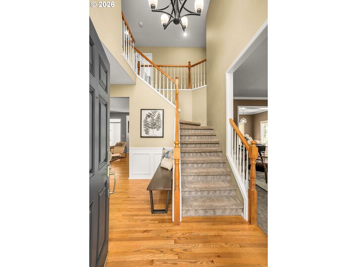 Property Photo: 5002 SW Orchard Ln OR 97219