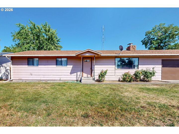 Property Photo:  516 Rose St  OR 97862 