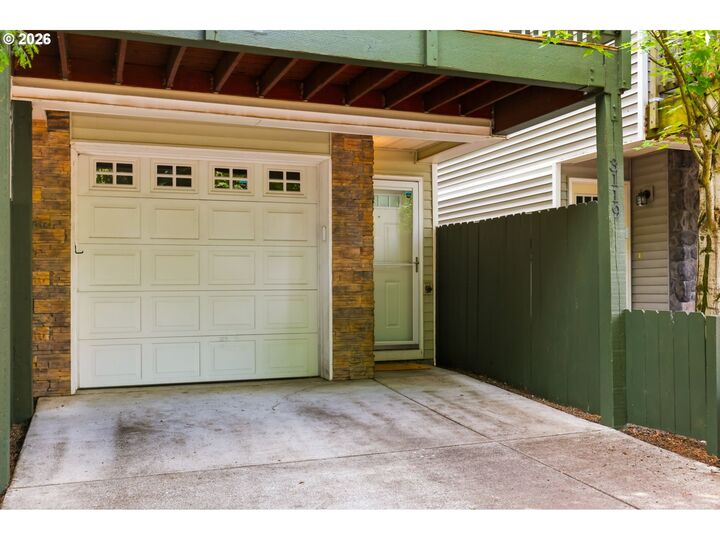 Property Photo: 3119 SE 89th Ave OR 97266