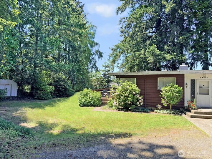 Property Photo: 4329 86th Avenue SE WA 98040