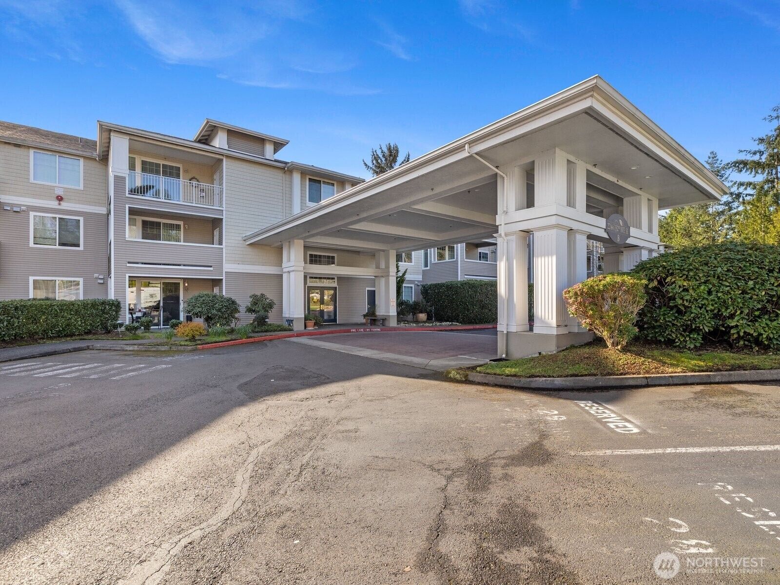 Property Photo: 2244 132nd Avenue SE B214 WA 98005