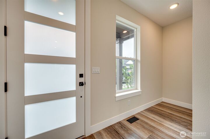 Property Photo:  3443 SE 8th Avenue  WA 98604 