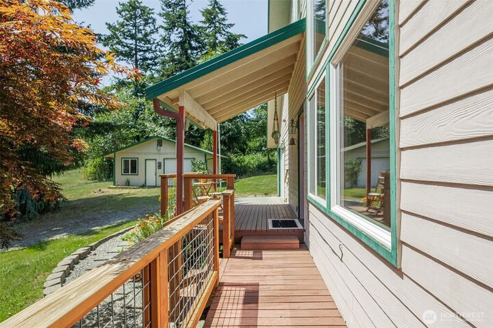 Property Photo:  5296  Slocum Way  WA 98249 
