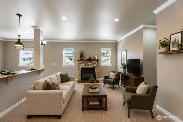Property Photo: 1541 N Anne Avenue WA 98802
