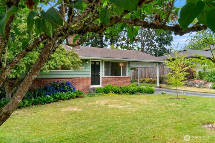 Property Photo: 8915 218th Street SW WA 98026