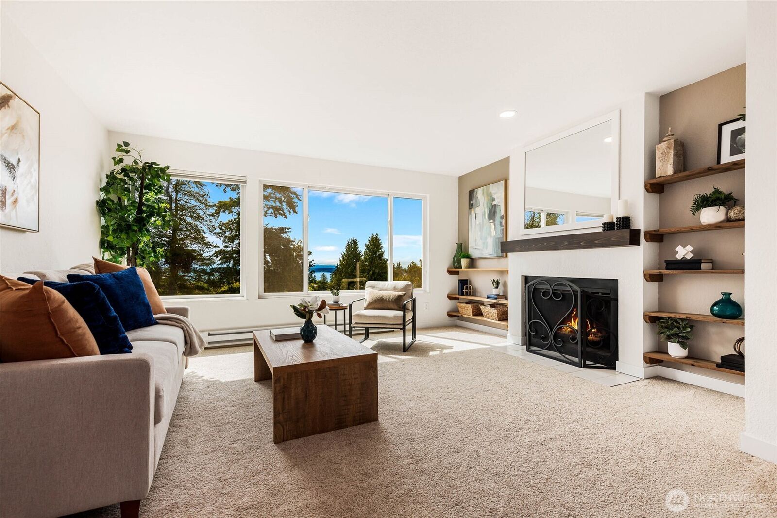 Property Photo: 215 N 120th Street 301 WA 98133