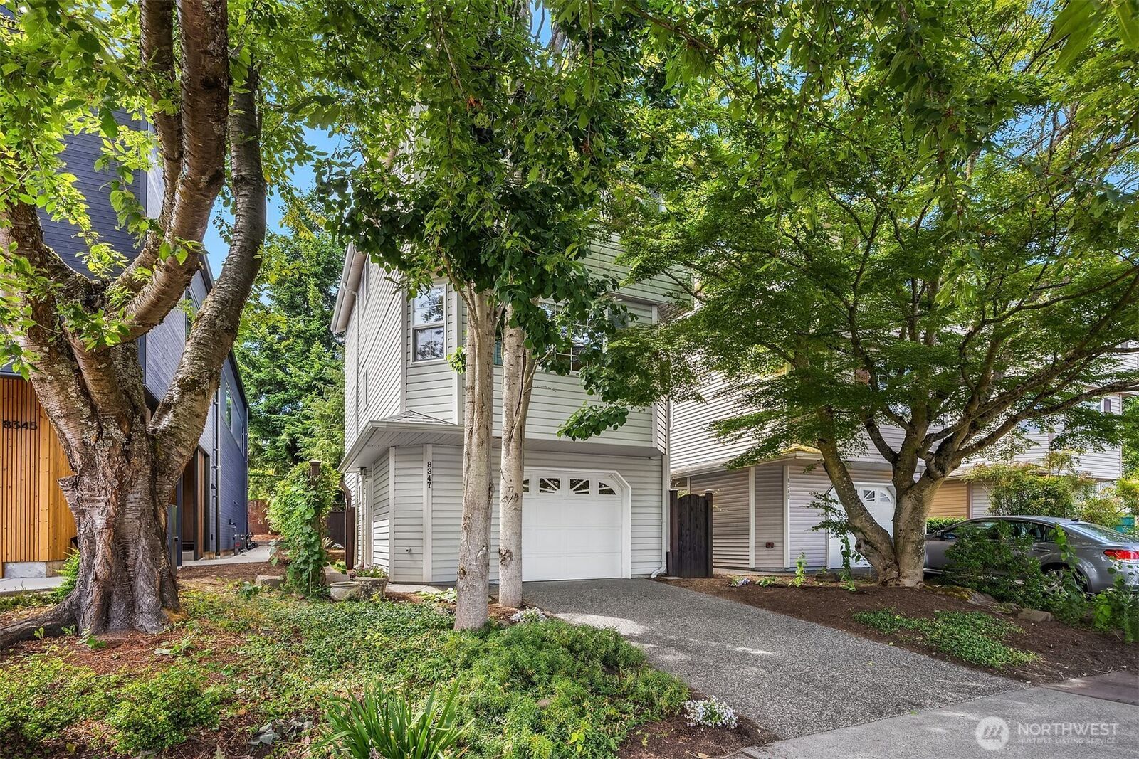 Property Photo:  8347  9th Avenue NW  WA 98117 