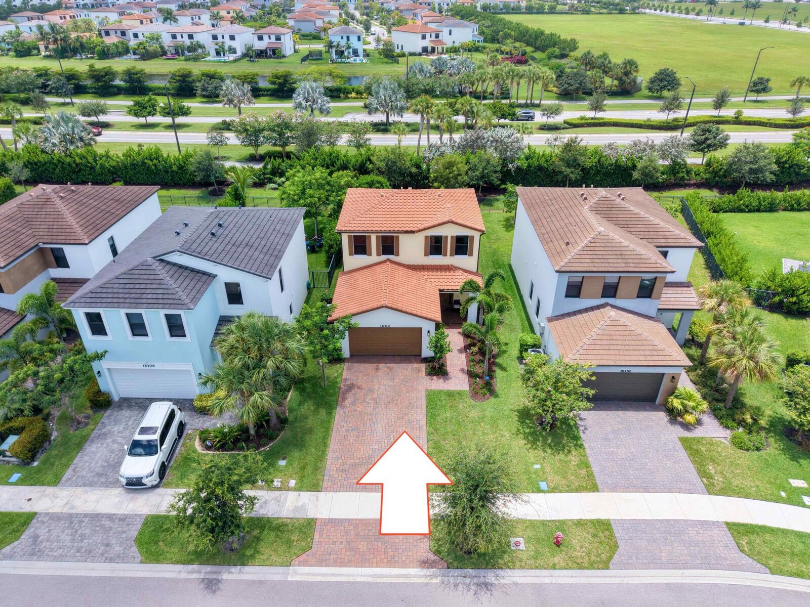 Property Photo:  16312 Sandy Shore Drive  FL 33470 