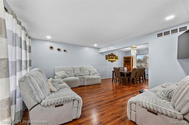 Property Photo:  39349 Cadborough Drive  MI 48038 