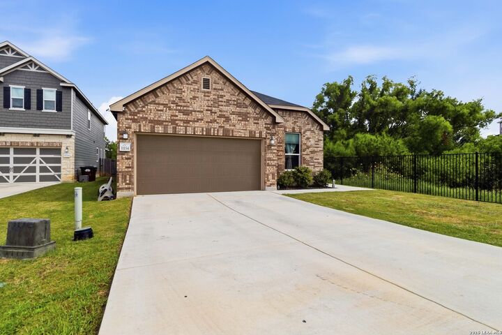 Property Photo: 11154 Charismatic TX 78245