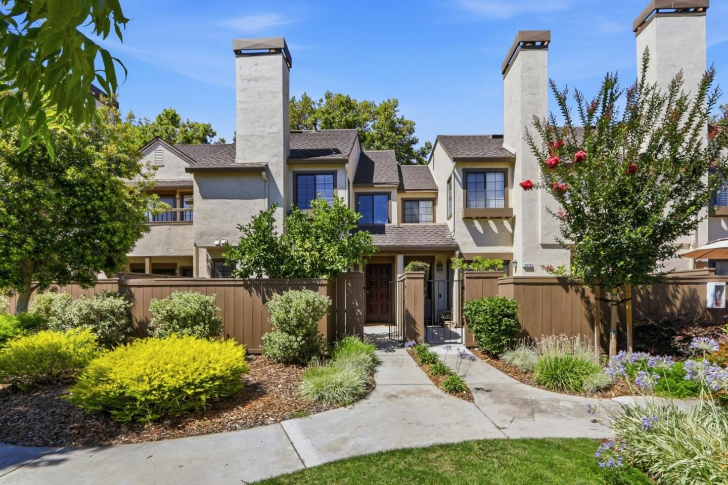Property Photo: 2071 Foxhall Loop CA 95125