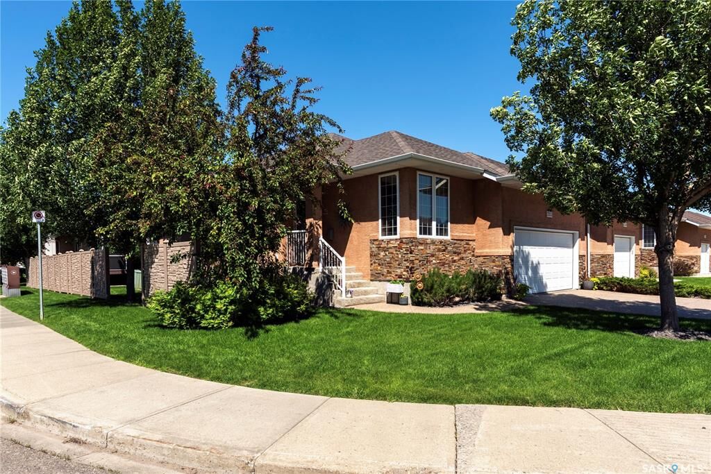Property Photo: 2202 Arens Road E SK S4V 1G3