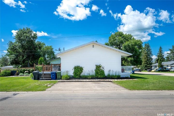 Property Photo: 603 Clover Avenue SK S0K 1E0