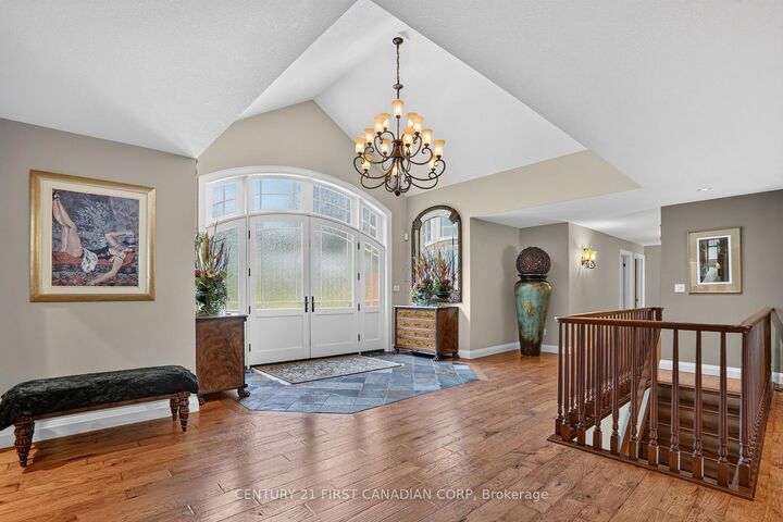 Photo de la propriété:  20 Stubbs Court  ON N4G 4P5 