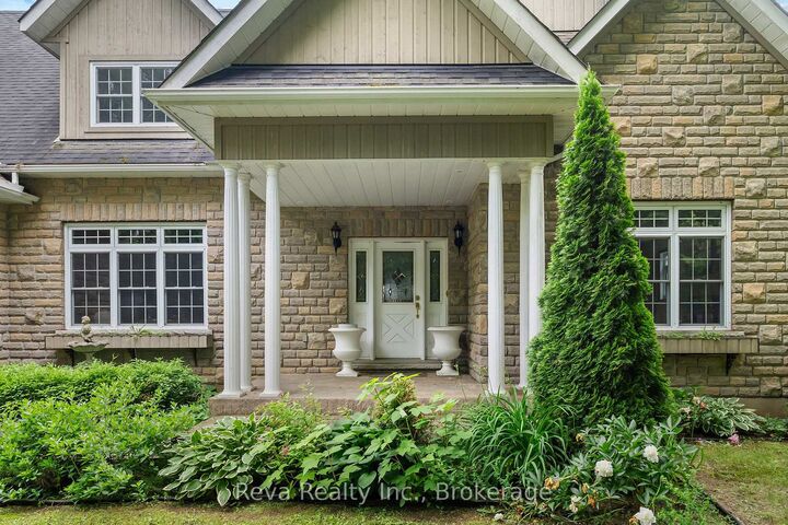 Property Photo: 464 Mooney Road A &Amp B ON K0L 1C0
