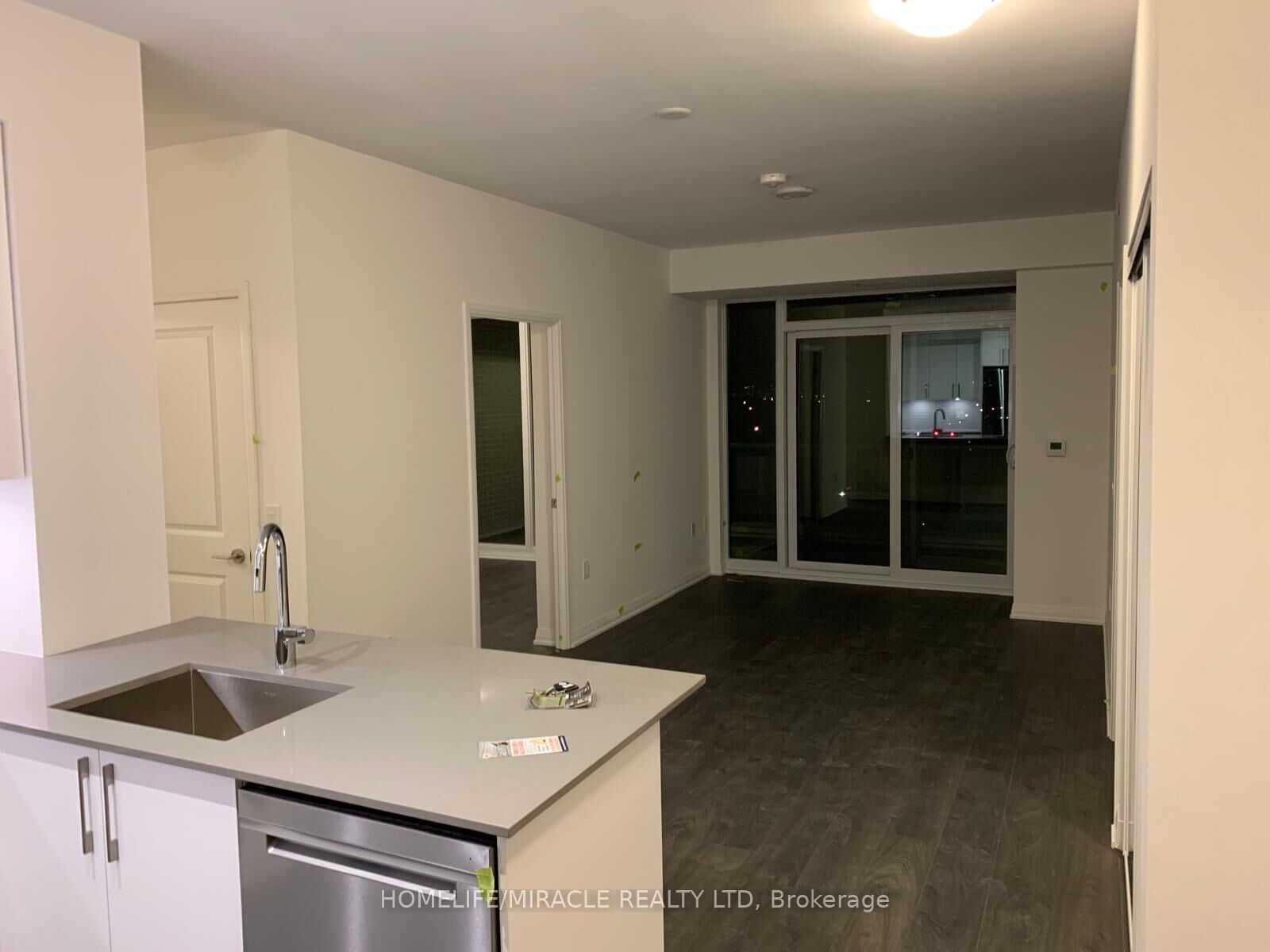 Property Photo:  99 Eagle Rock Way 510  ON L6A 5A7 