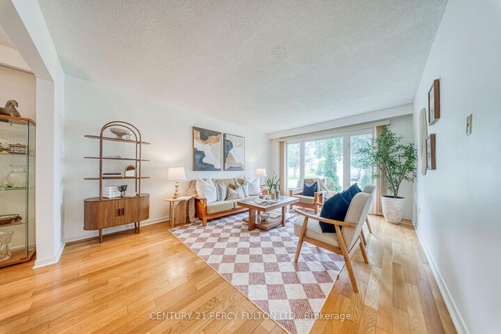 Property Photo: 5 Kellen Street ON M1T 2H1