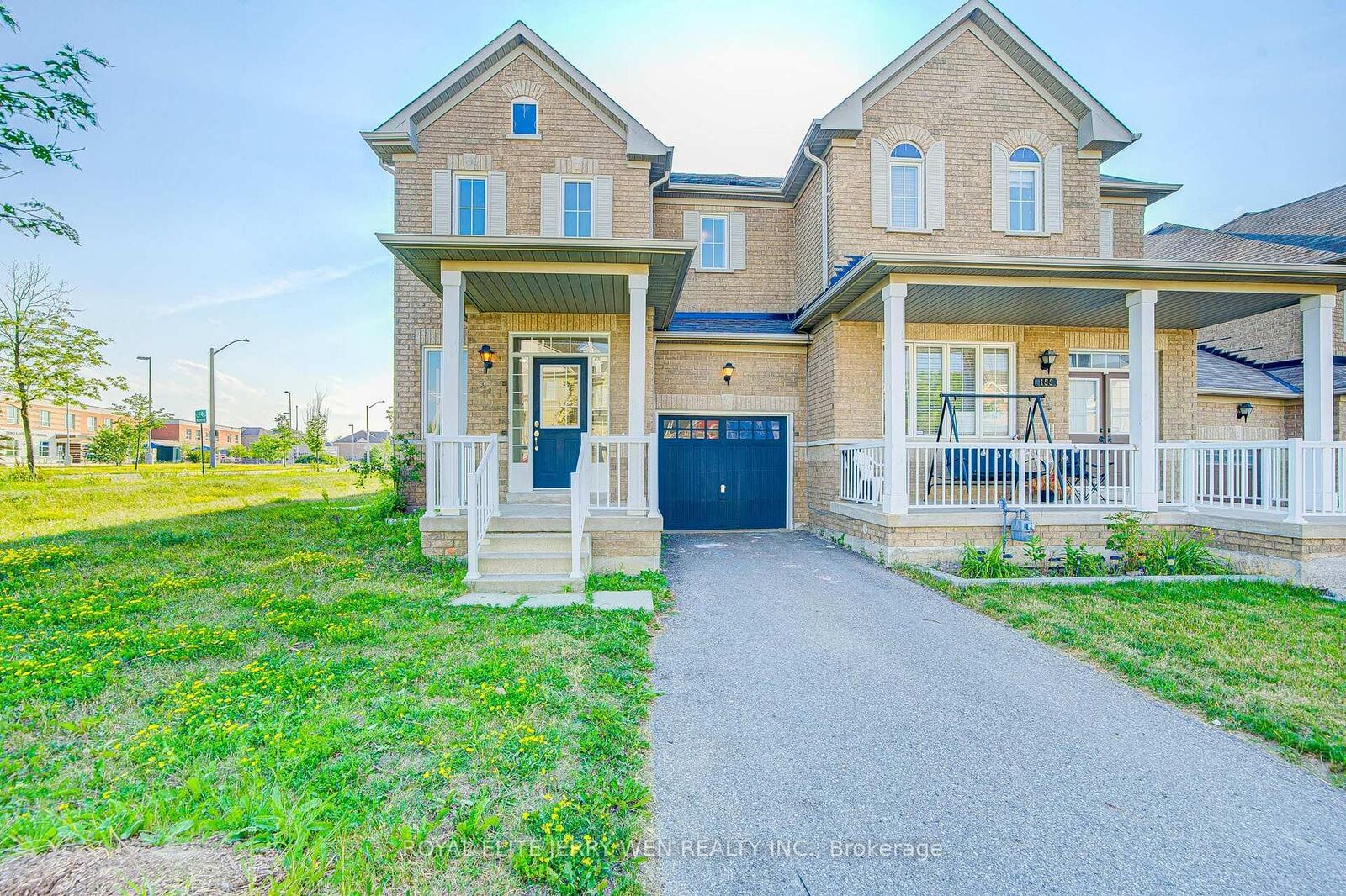 Property Photo:  159 Lebovic Drive  ON L4E 5B8 