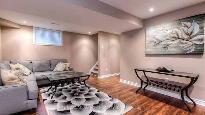 Property Photo:  105 Pinnacle Drive 85  ON N2P 1B8 