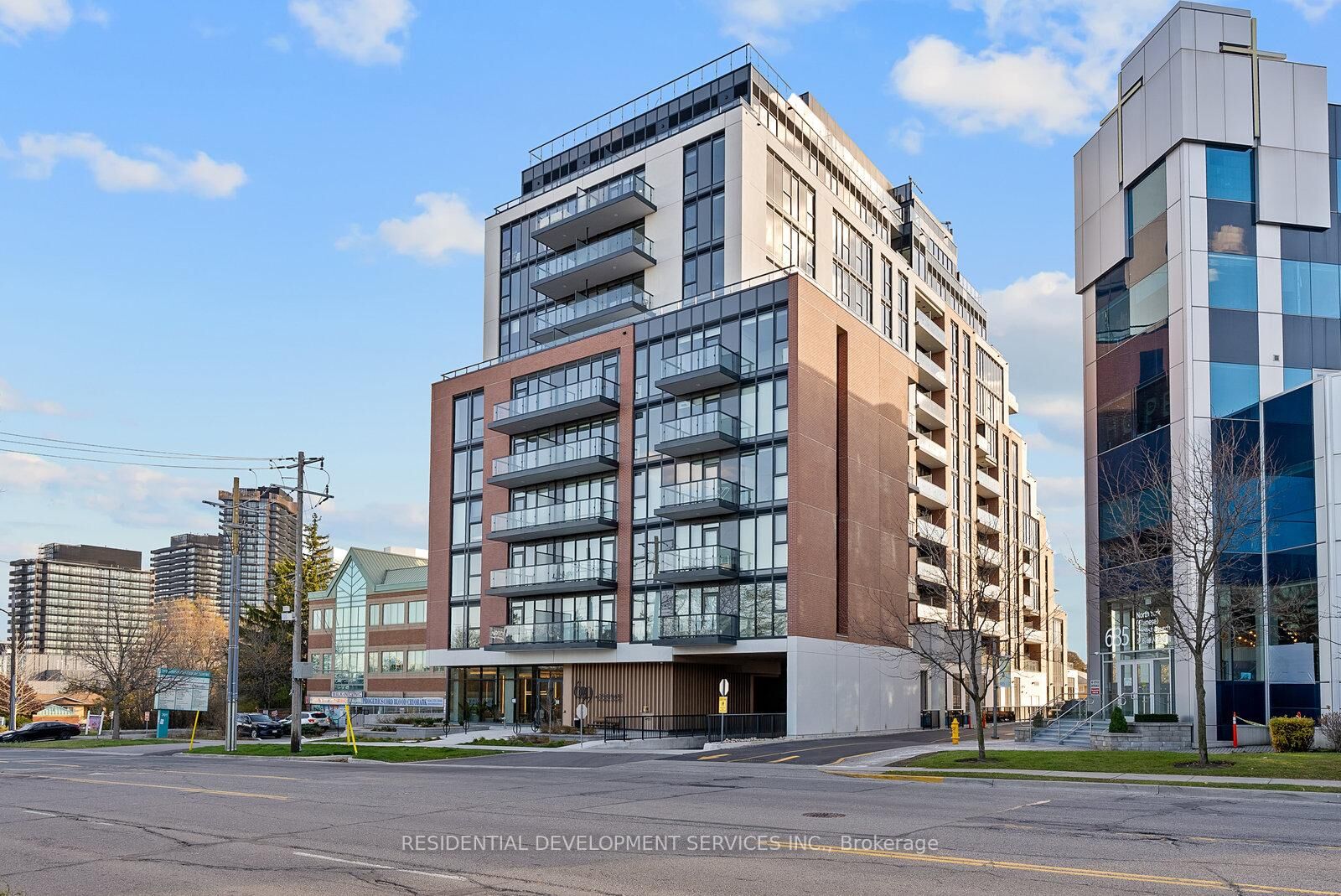 Property Photo:  699 Sheppard Avenue E 226  ON M2K 0J5 
