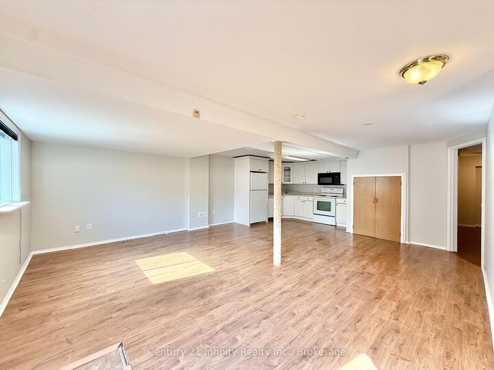 Property Photo: 384 Leslie Street ON L1N 7H2