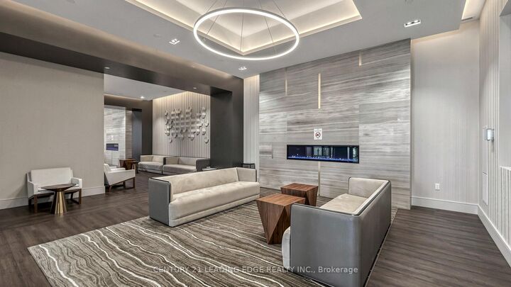 Property Photo:  9000 Jane Street 1421  ON L4K 0M6 