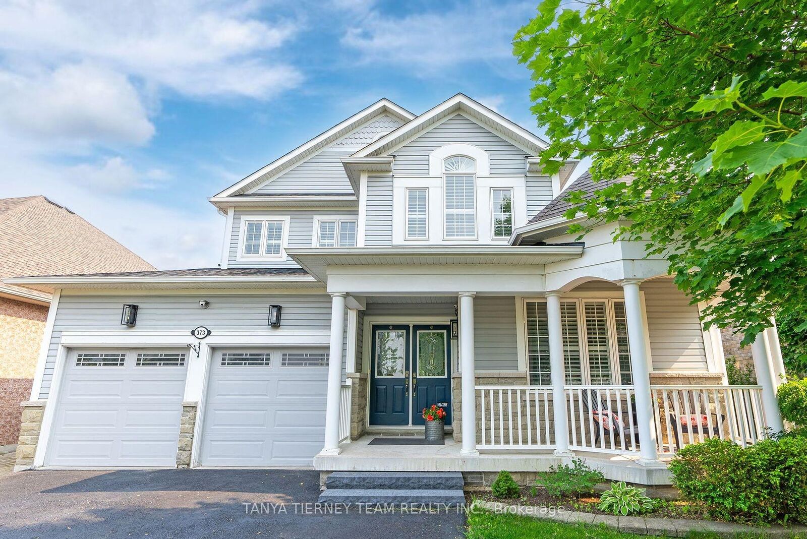Property Photo:  373 Carnwith Drive E  ON L1M 2M1 