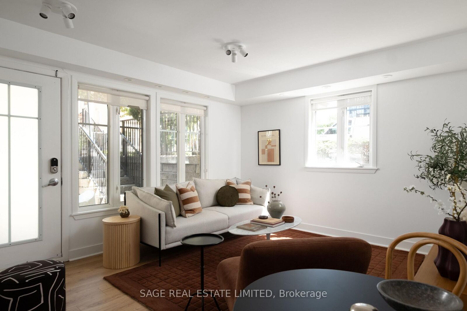 Property Photo:  50 East Liberty Street 1141  ON M6K 3P3 