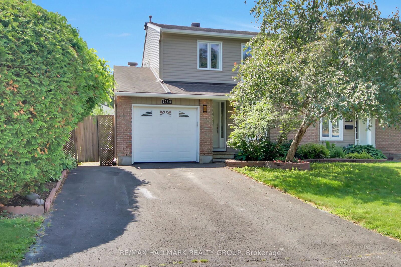 Property Photo:  7954 Decarie Drive  ON K1C 2C3 