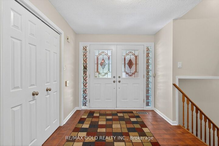 Property Photo:  14 Cairnmore Court  ON L6Z 1T6 