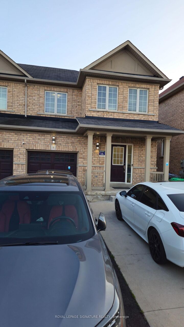 Property Photo: 8 Natronia Trail Upper ON L6P 3L9