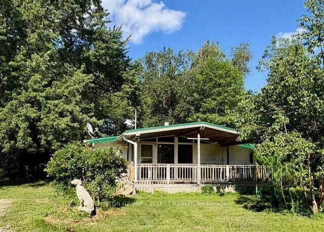 Property Photo: 21060 Riverview Drive ON N0M 2P0