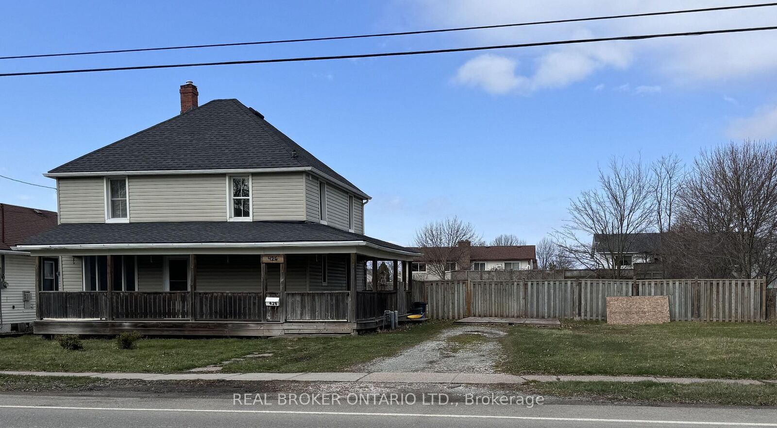 Property Photo: 426 Phipps Street ON L2A 2V9