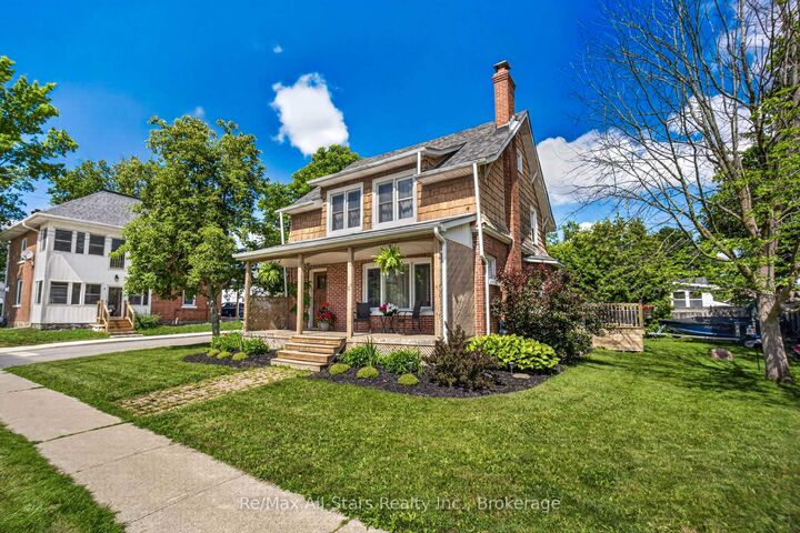 Property Photo:  18 Sturgeon Road N  ON K0L 2W0 