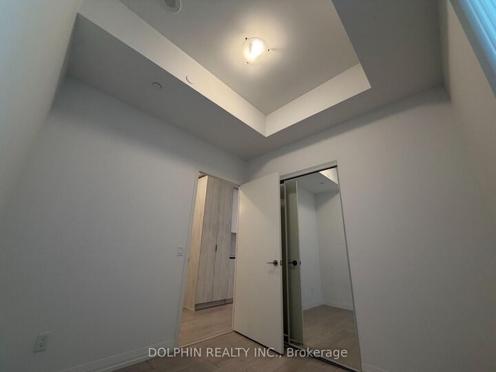 Property Photo: 400 King Street W 722 ON M5V 1K2