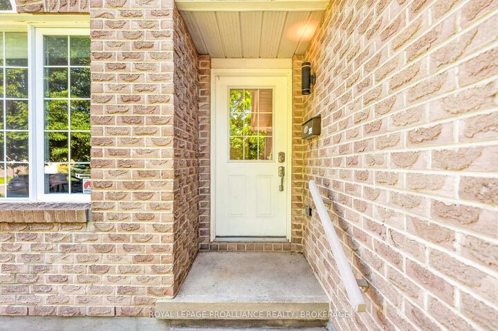 Property Photo: 1067 Acadia Drive ON K7M 8V7