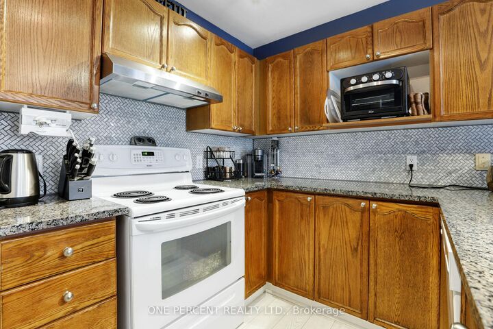Property Photo:  59 Woodford Way  ON K2J 4B5 