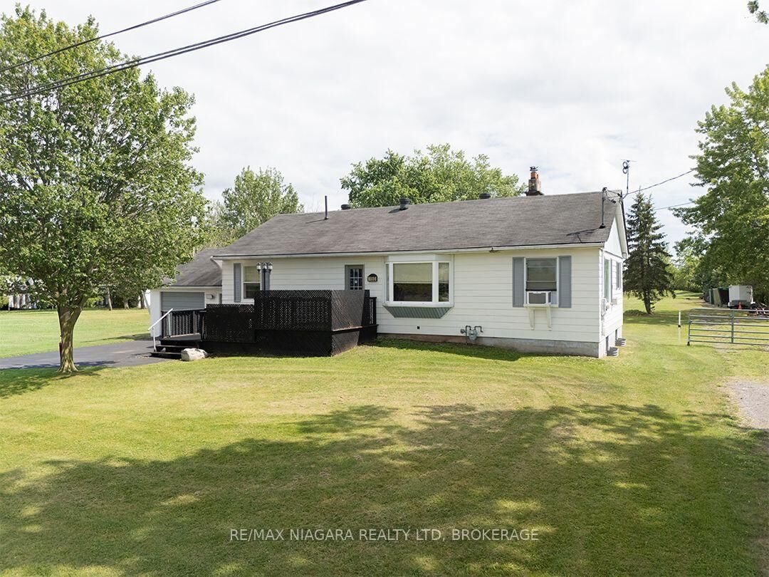 Property Photo: 160 Barrick Road ON L3K 4B4