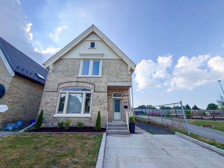 606 Central Avenue — photo 1