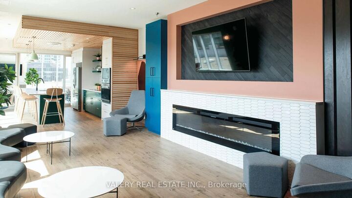 Property Photo: 305 Rideau Street N 315 ON