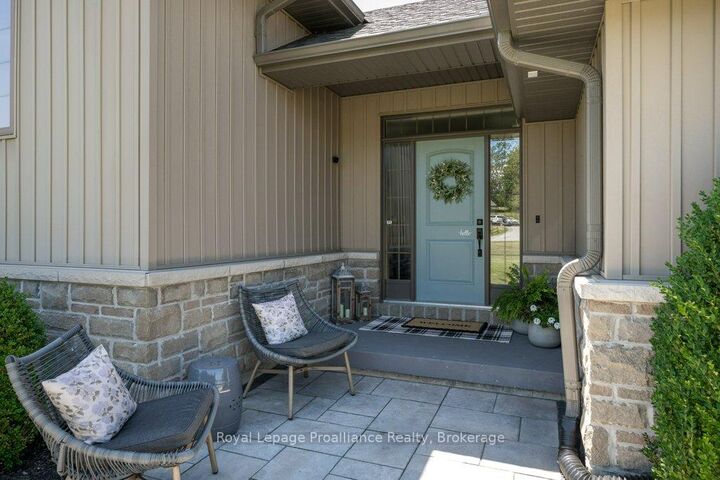 Property Photo: 47 Windwhisper Drive ON K0K 2V0