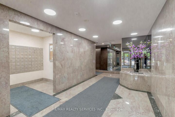 Property Photo:  30 Malta Avenue 308  ON L6Y 4S5 