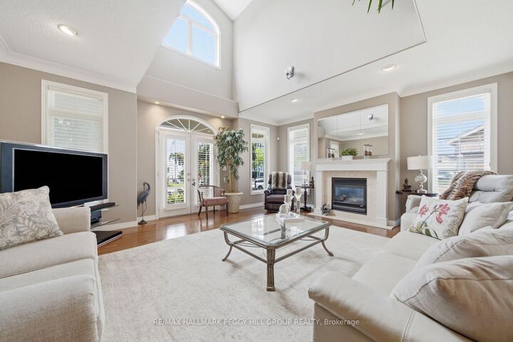 Property Photo: 86 Pinnacle Street S ON K8N 5Y5