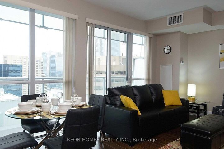Property Photo: 300 Front Street 2009 ON M5V 0E9