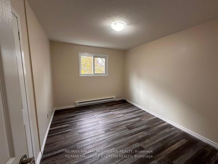 Property Photo:  106 Lansdowne Street 204  ON K9J 1Y1 