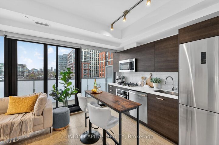 Property Photo:  11 Charlotte Street 1004  ON M5V 0M6 
