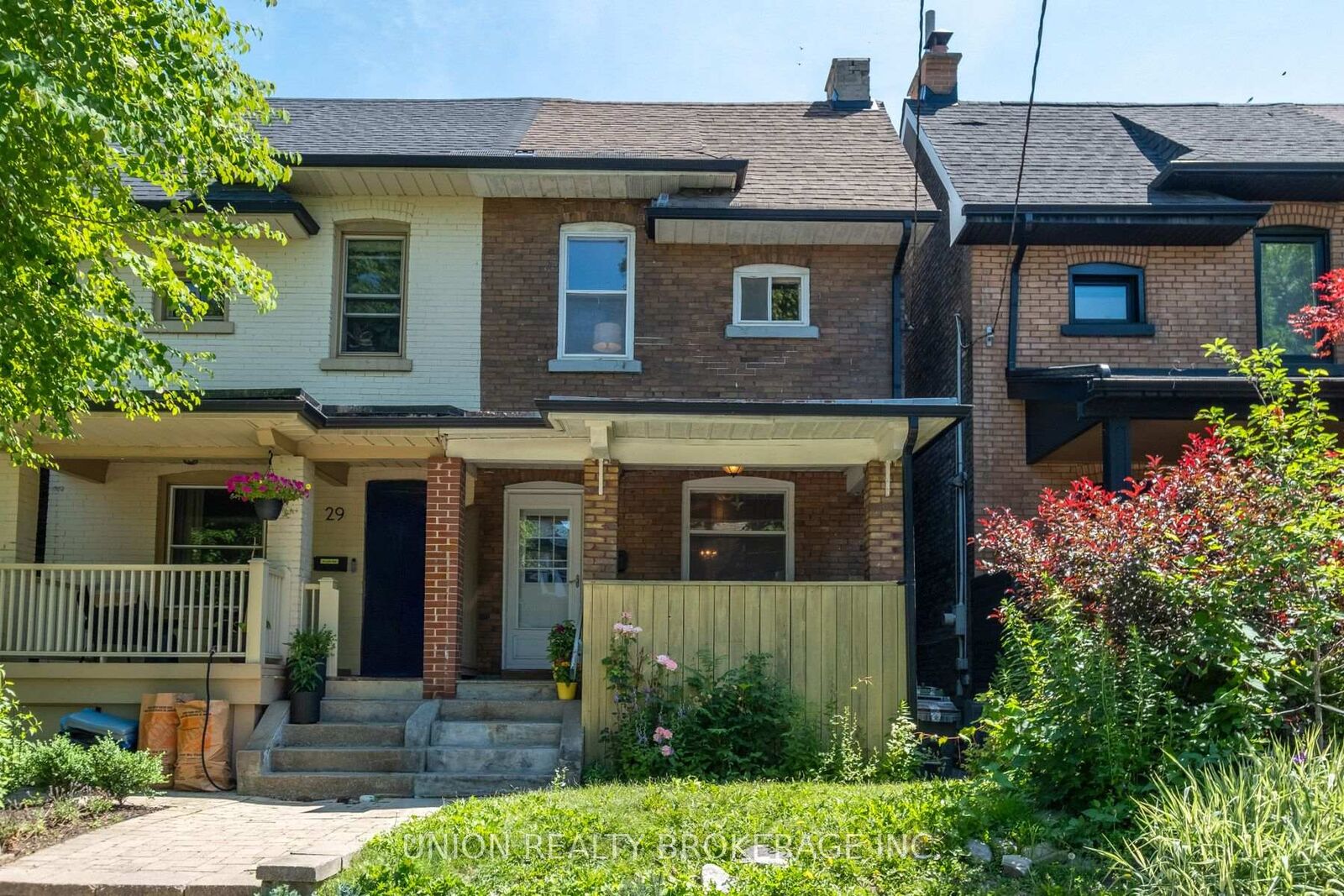 Property Photo:  27 Coady Avenue  ON M4M 2Y9 