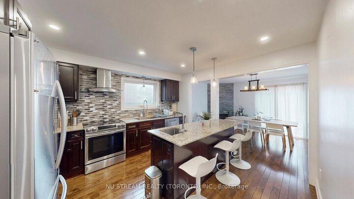 Property Photo: 3926 Hazelridge Road ON L5N 6Z4